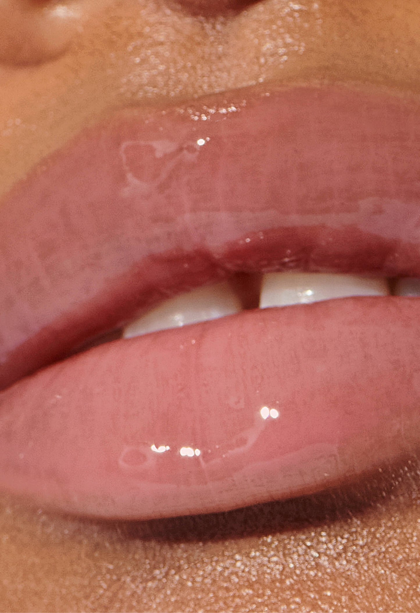 model's lips with ribbon plt