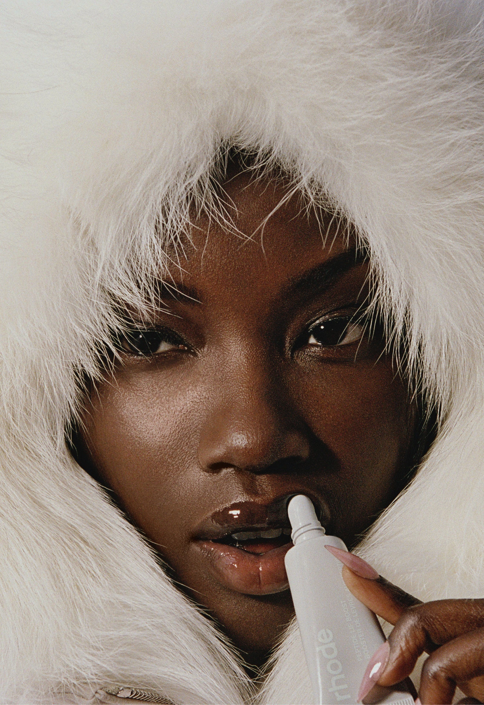 anok with peptide lip boost